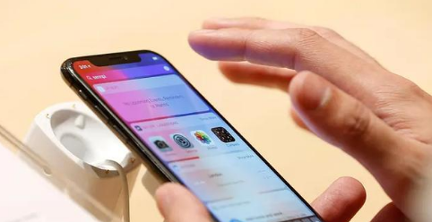 鹿寨苹果手机维修分享点击iPhone 屏幕没有响应怎么办 
