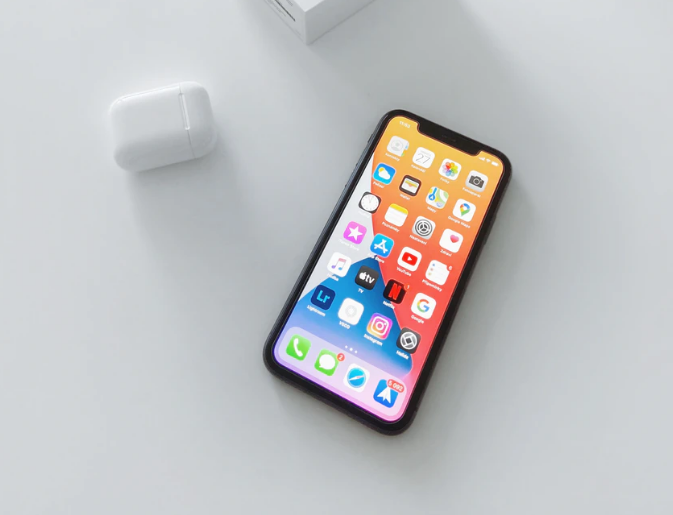 鹿寨苹果手机维修分享iPhone 屏幕触控无响应怎么办 